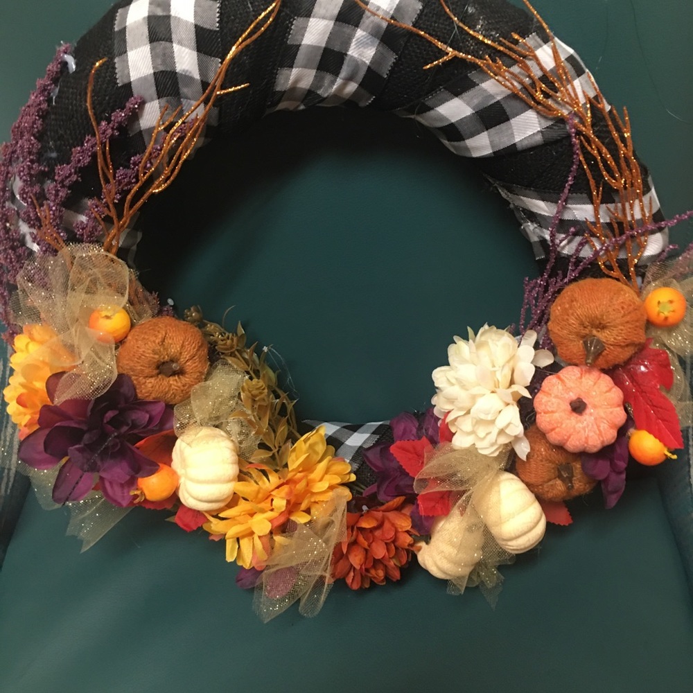 12 inch fall black n white themed wreath decorated in autumn colors